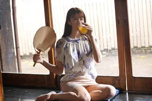 Mùa hè buồn chán ở quê nắc bà xã nhà kề bên thiếu thốn vì lấy ông xã già