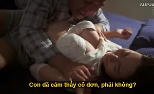 Thấy con trai mãi mê công việc để bạn gái của con trai cô đơn, bố anh xã làm liều đè nắc con dâu